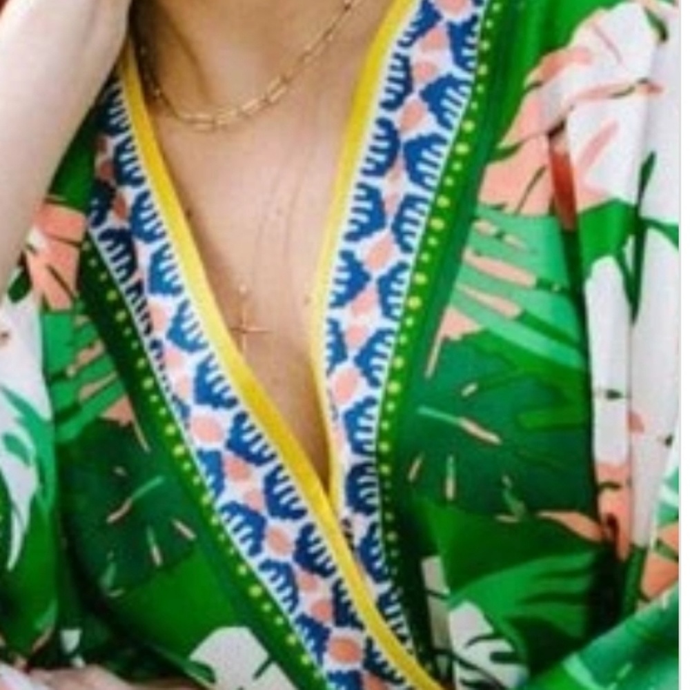 Palm Leaf Print Top w/ Kimono Sleeves  *NWOT* - Picture 4 of 4